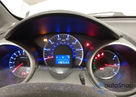 2011 Honda Fit z USA, uszkodzony, nr VIN JHMGE8H38BC005699